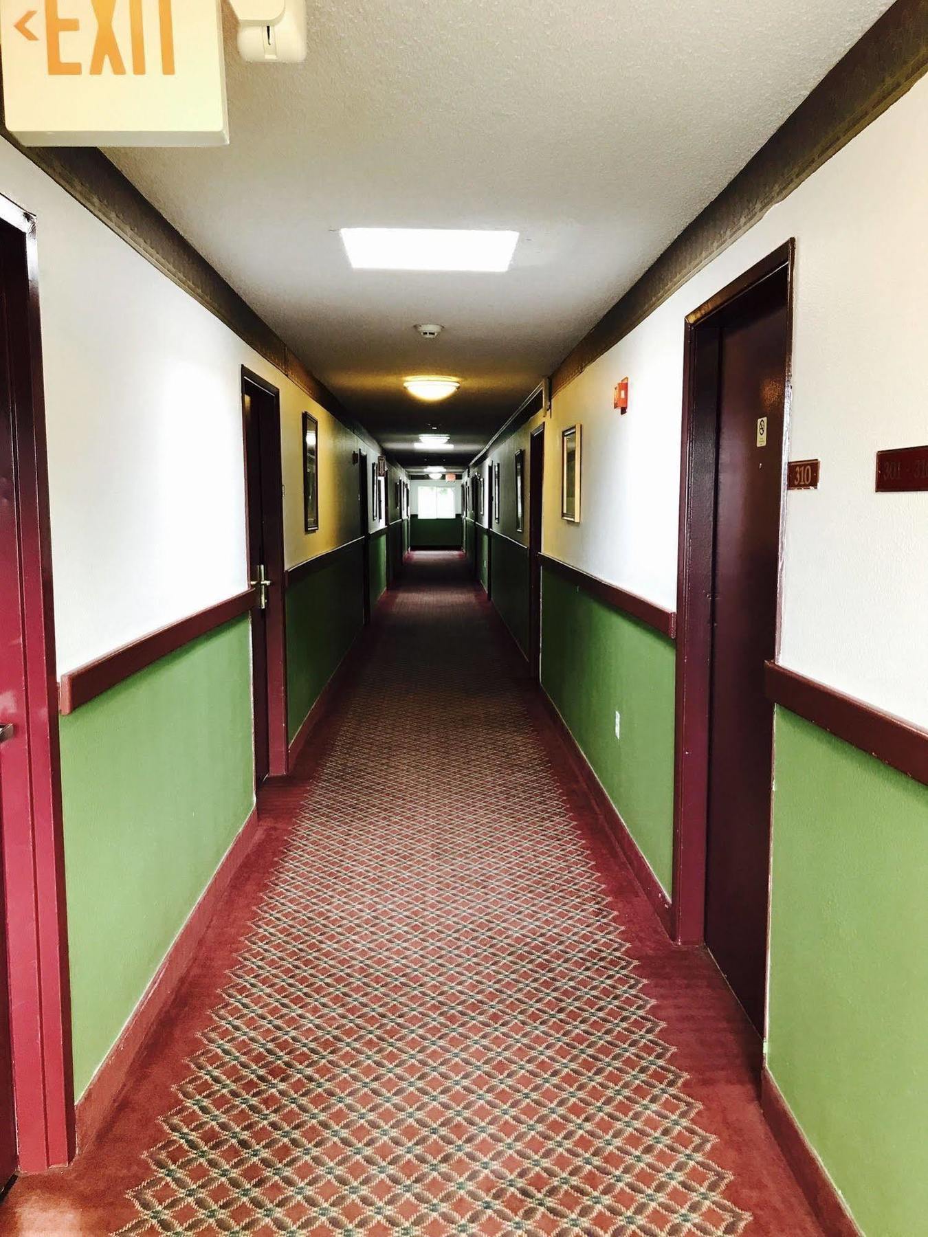 Sutton Suites Hotel SeaTac Buitenkant foto